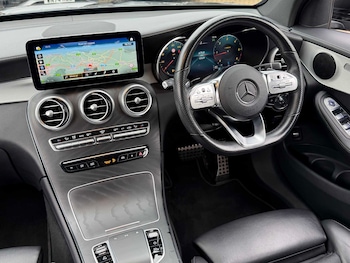 Used Mercedes-Benz GLC 2021 for sale - 76351611: Photo