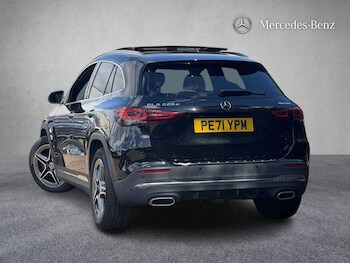 Used Mercedes-Benz GLA 2021 for sale - 78576872: Photo