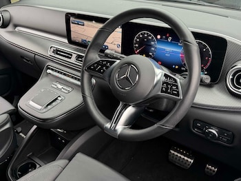 Used Mercedes-Benz V-Class 2025 for sale - 77270342: Photo