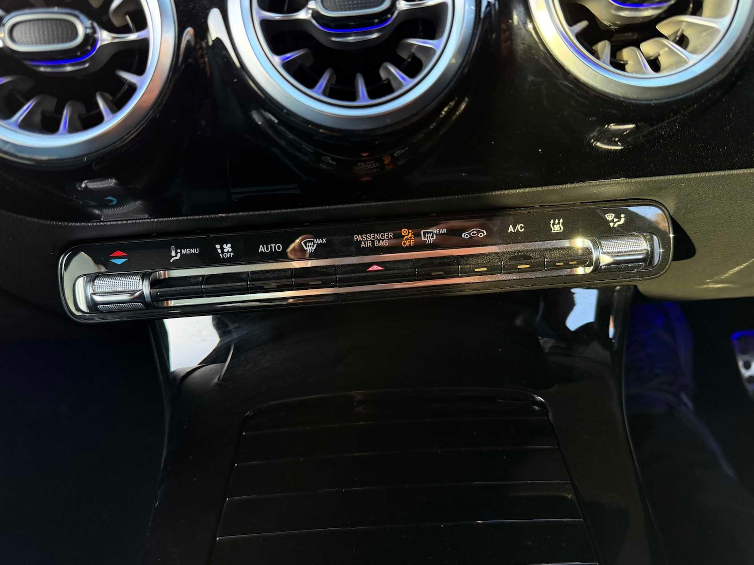 Used Mercedes-Benz CLA 2024 for sale - 77068560: Photo 29