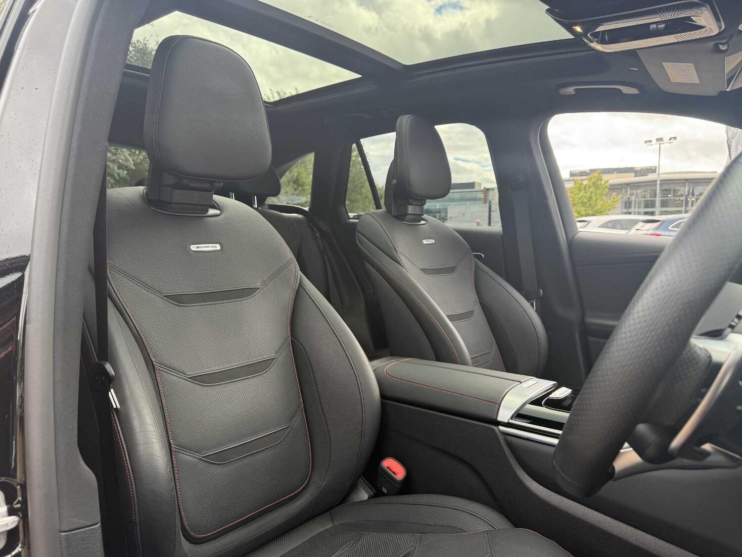Used Mercedes-Benz GLC 2024 for sale - 76329144: Photo 34