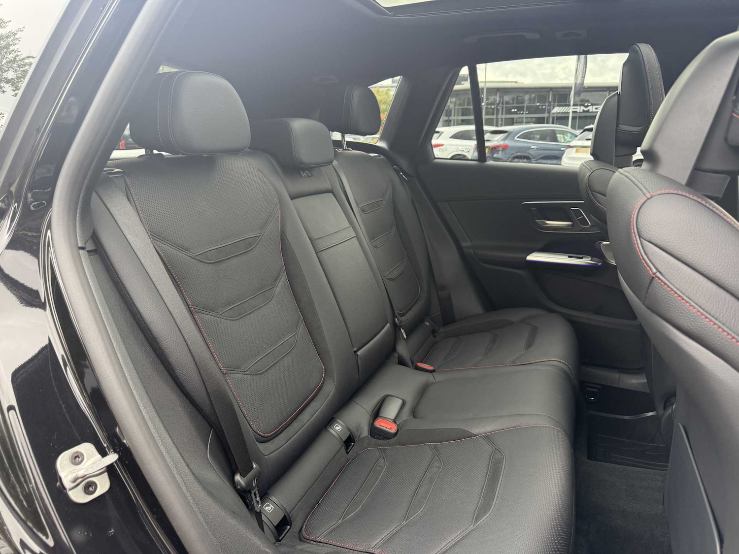 Used Mercedes-Benz GLC 2024 for sale - 76329144: Photo 35
