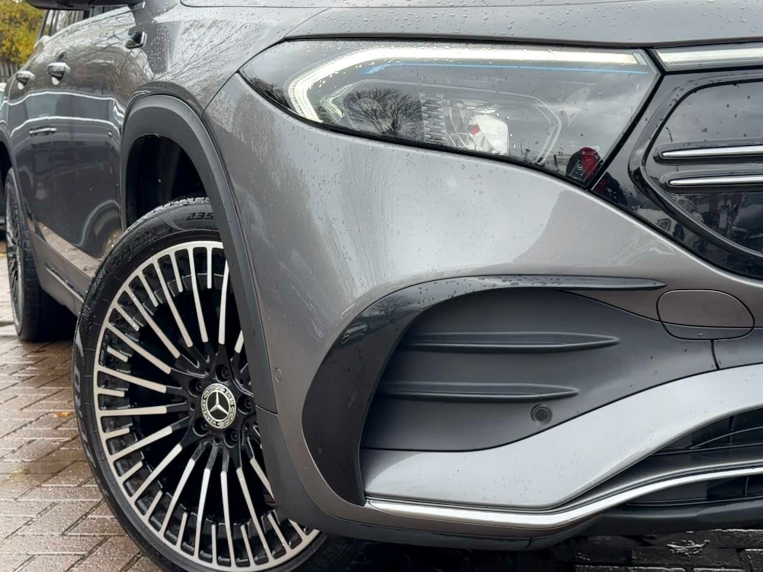 Used Mercedes-Benz EQB 2022 for sale - 76789389: Photo 3