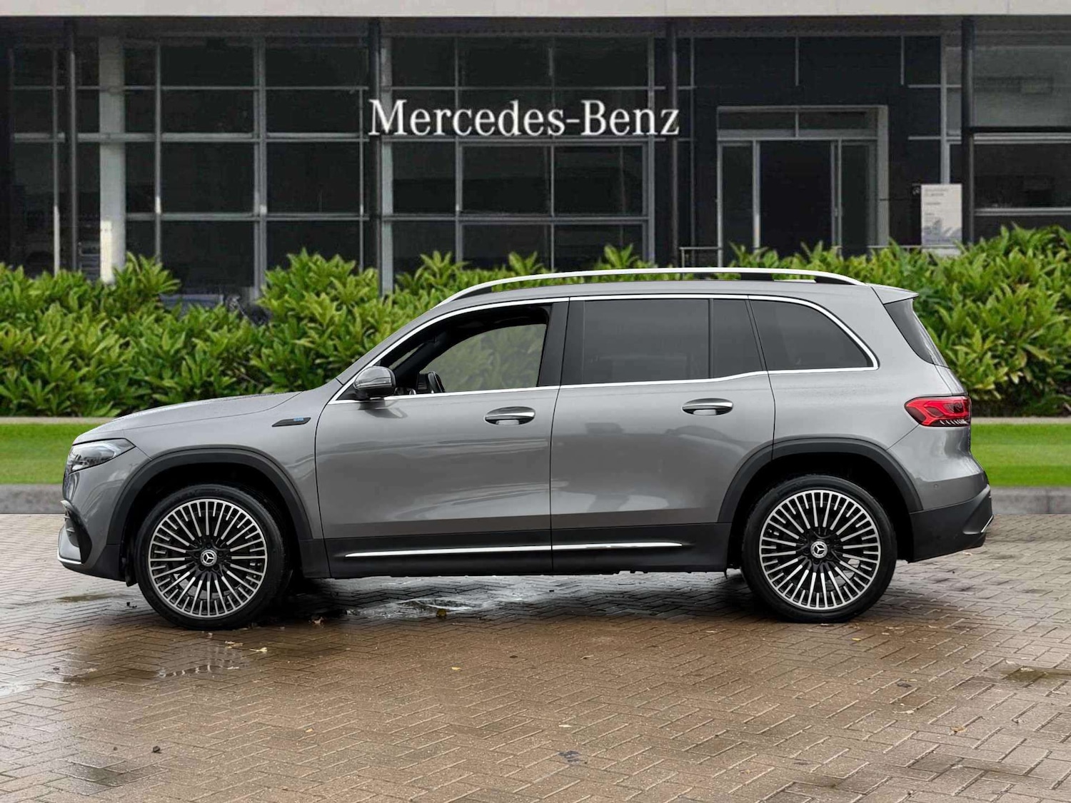 Used Mercedes-Benz EQB 2022 for sale - 76789389: Photo 8