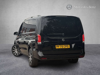 Used Mercedes-Benz V-Class 2025 for sale - 78432963: Photo