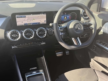 Used Mercedes-Benz GLA 2025 for sale - 77811000: Photo