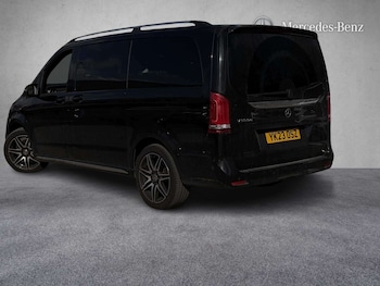 Used Mercedes-Benz V-Class 2023 for sale - 78024046: Photo