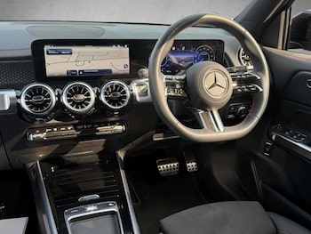 Used Mercedes-Benz EQB 2025 for sale - 79376870: Photo