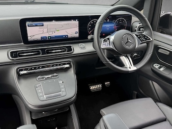 Used Mercedes-Benz V-Class 2025 for sale - 78432670: Photo