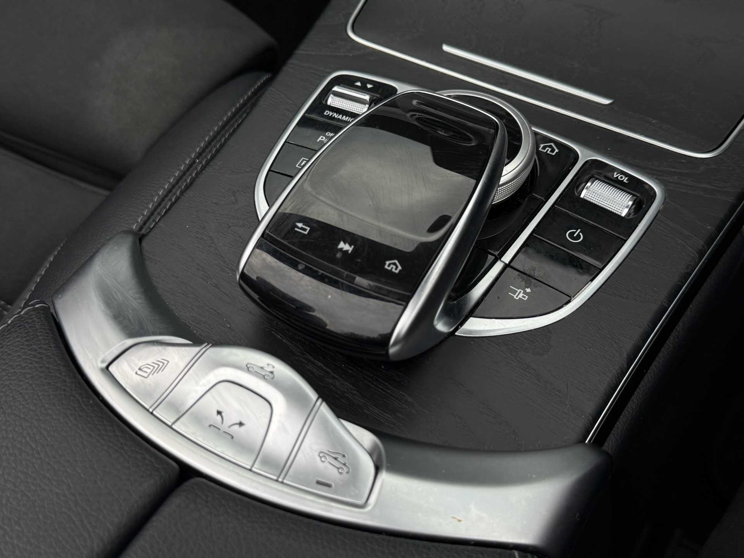 Used Mercedes-Benz C-Class 2019 for sale - 76087953: Photo 28