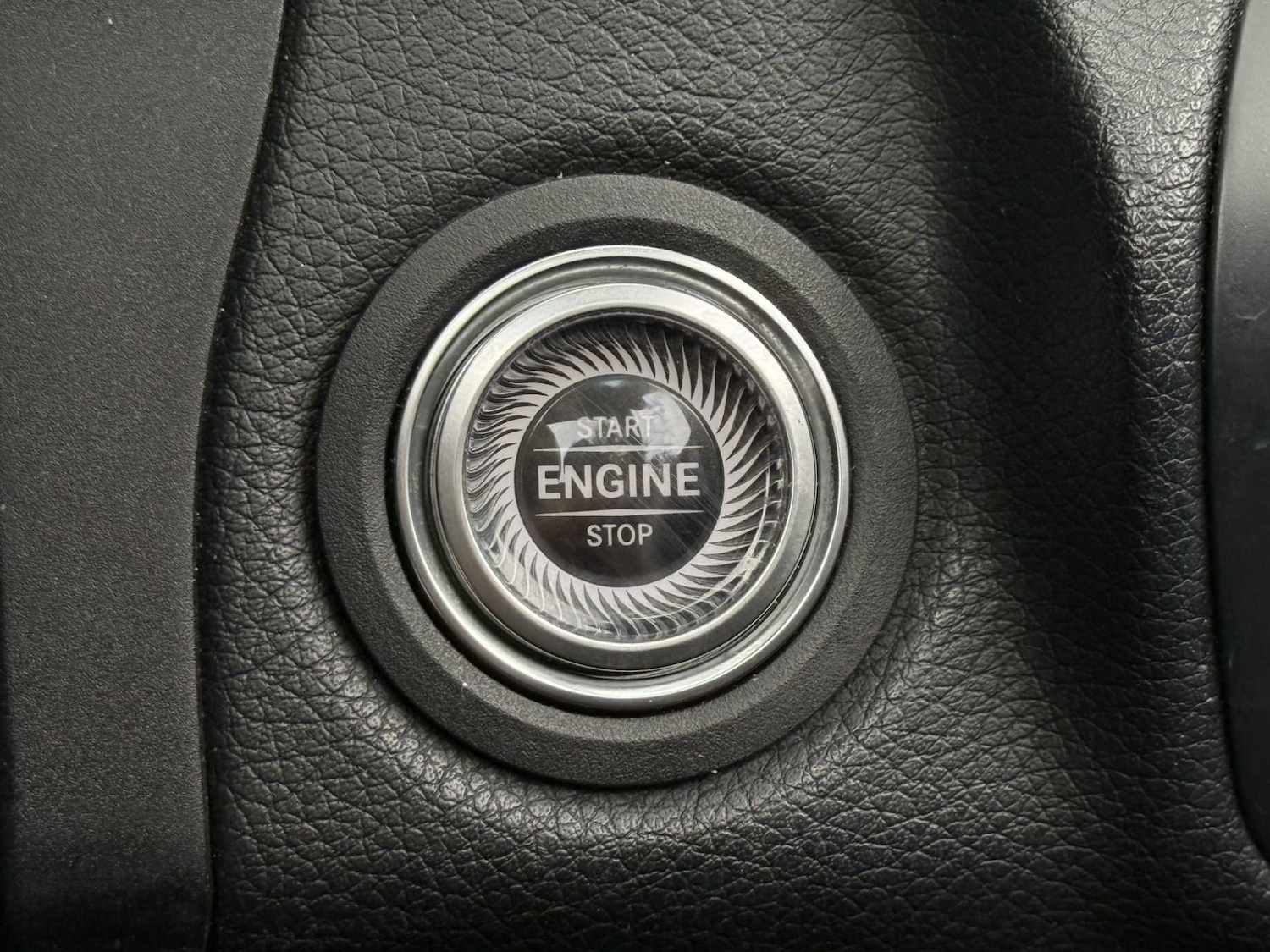 Used Mercedes-Benz C-Class 2019 for sale - 76087953: Photo 31