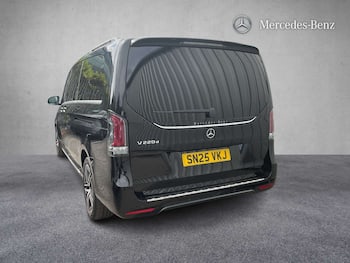 Used Mercedes-Benz V-Class 2025 for sale - 79579492: Photo