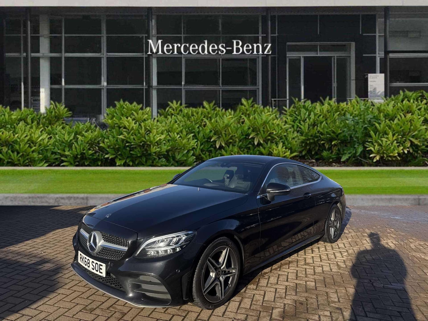 Used Mercedes-Benz C Class 2018 for sale - 76575922: Photo 3