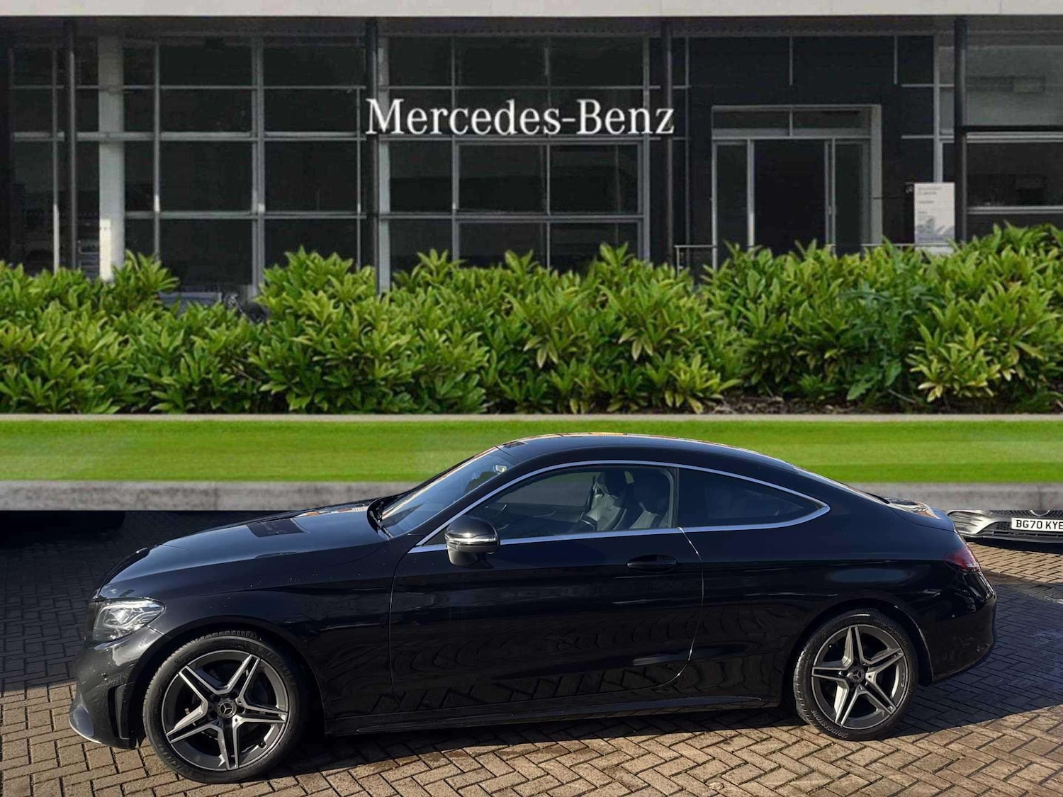 Used Mercedes-Benz C Class 2018 for sale - 76575922: Photo 4