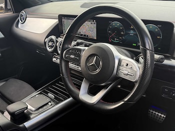 Used Mercedes-Benz EQA 2021 for sale - 76205223: Photo 4