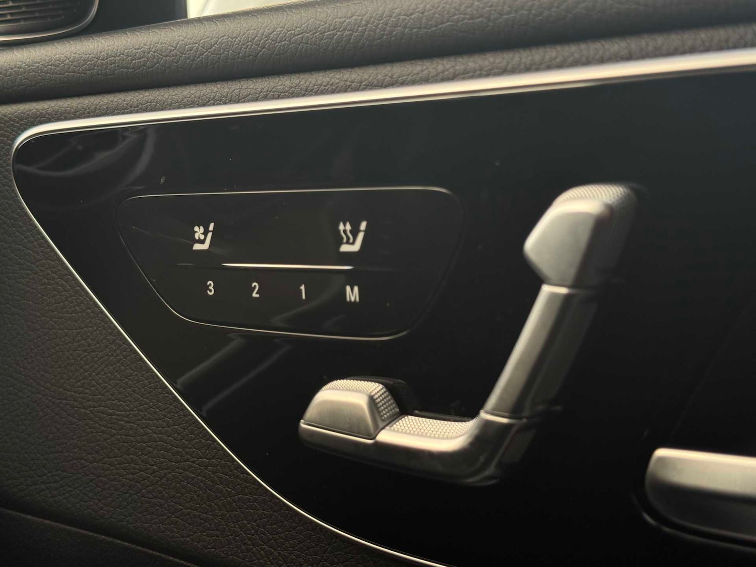 Used Mercedes-Benz C Class 2023 for sale - 76362662: Photo 31