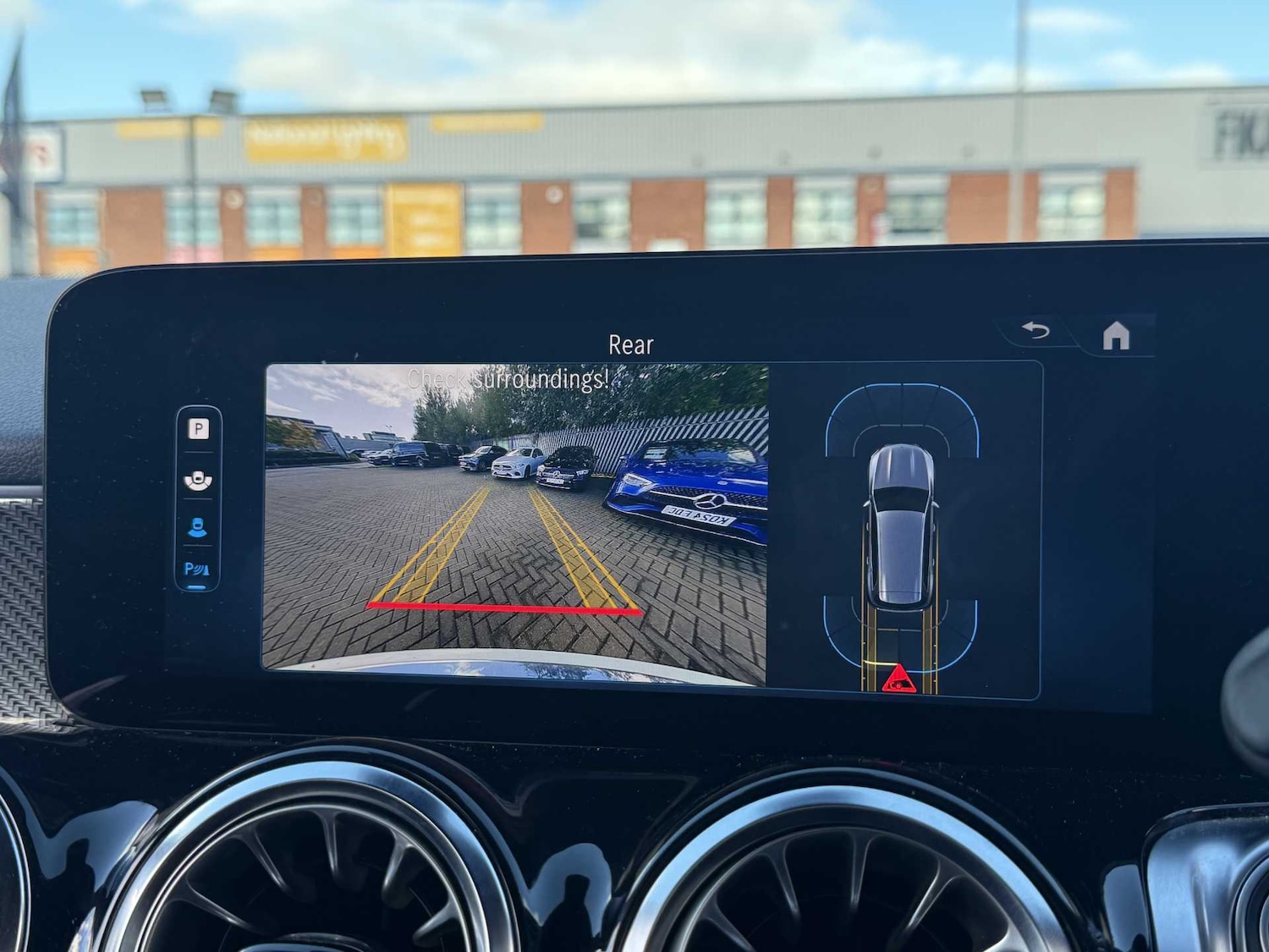 Used Mercedes-Benz GLB 2024 for sale - 76156112: Photo 28