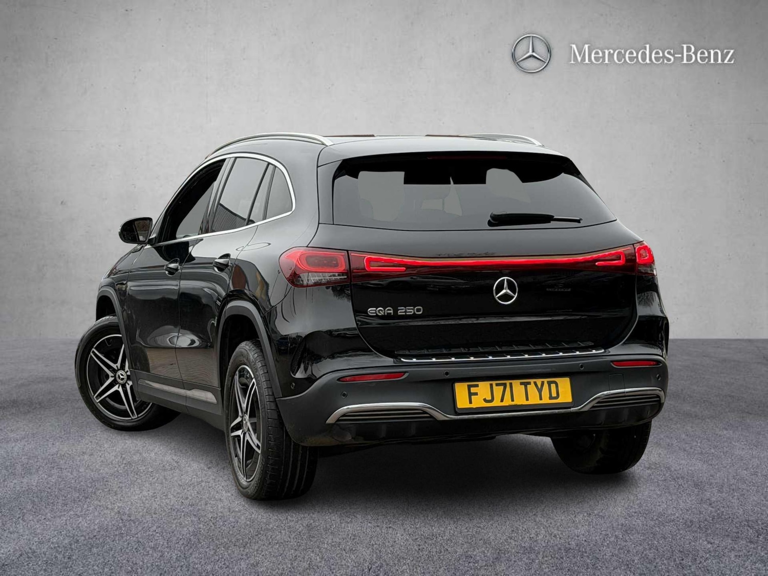 Used Mercedes-Benz EQA for sale - 77480674: Photo 2