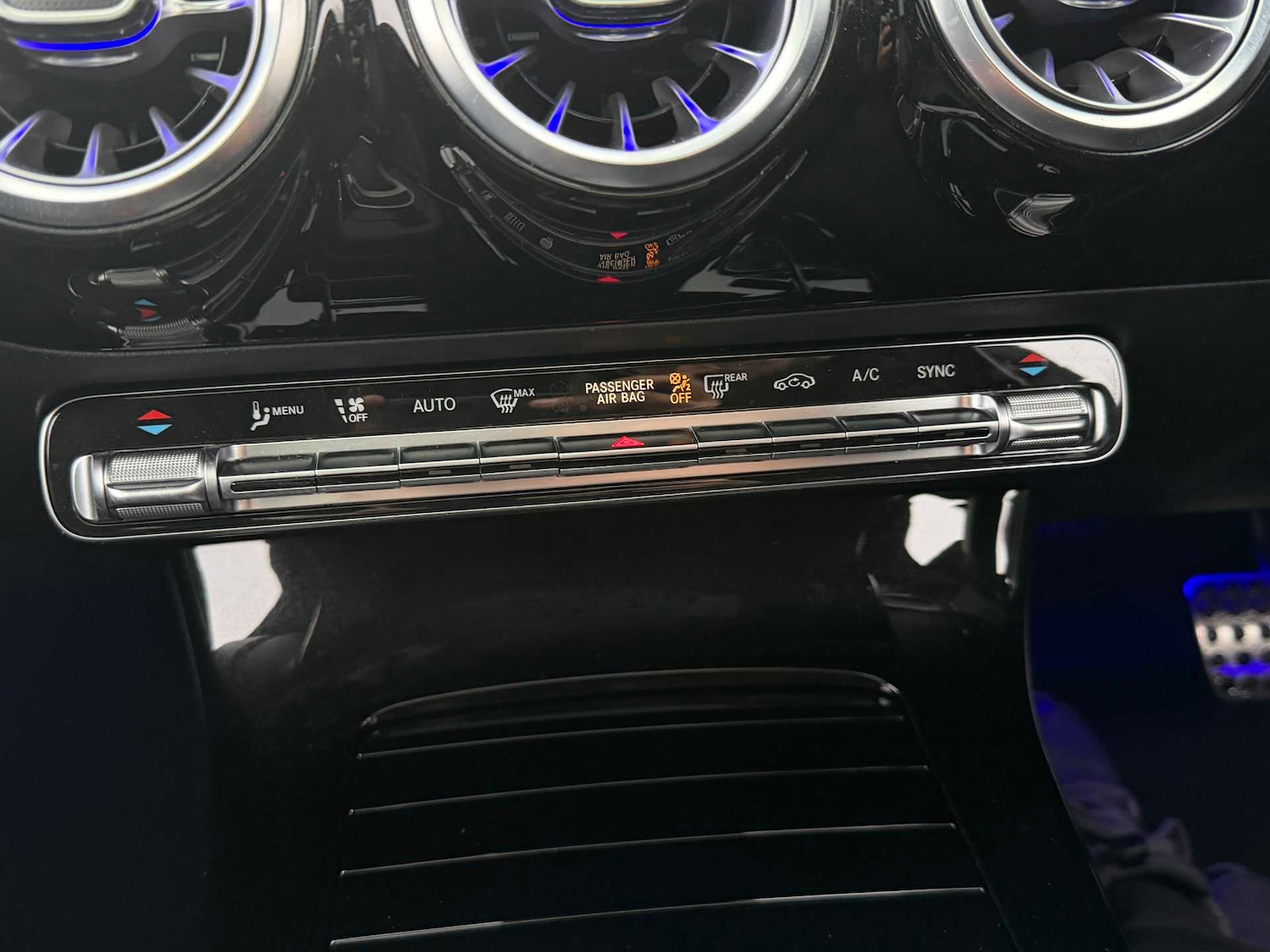 Used Mercedes-Benz CLA 2024 for sale - 77960808: Photo 29