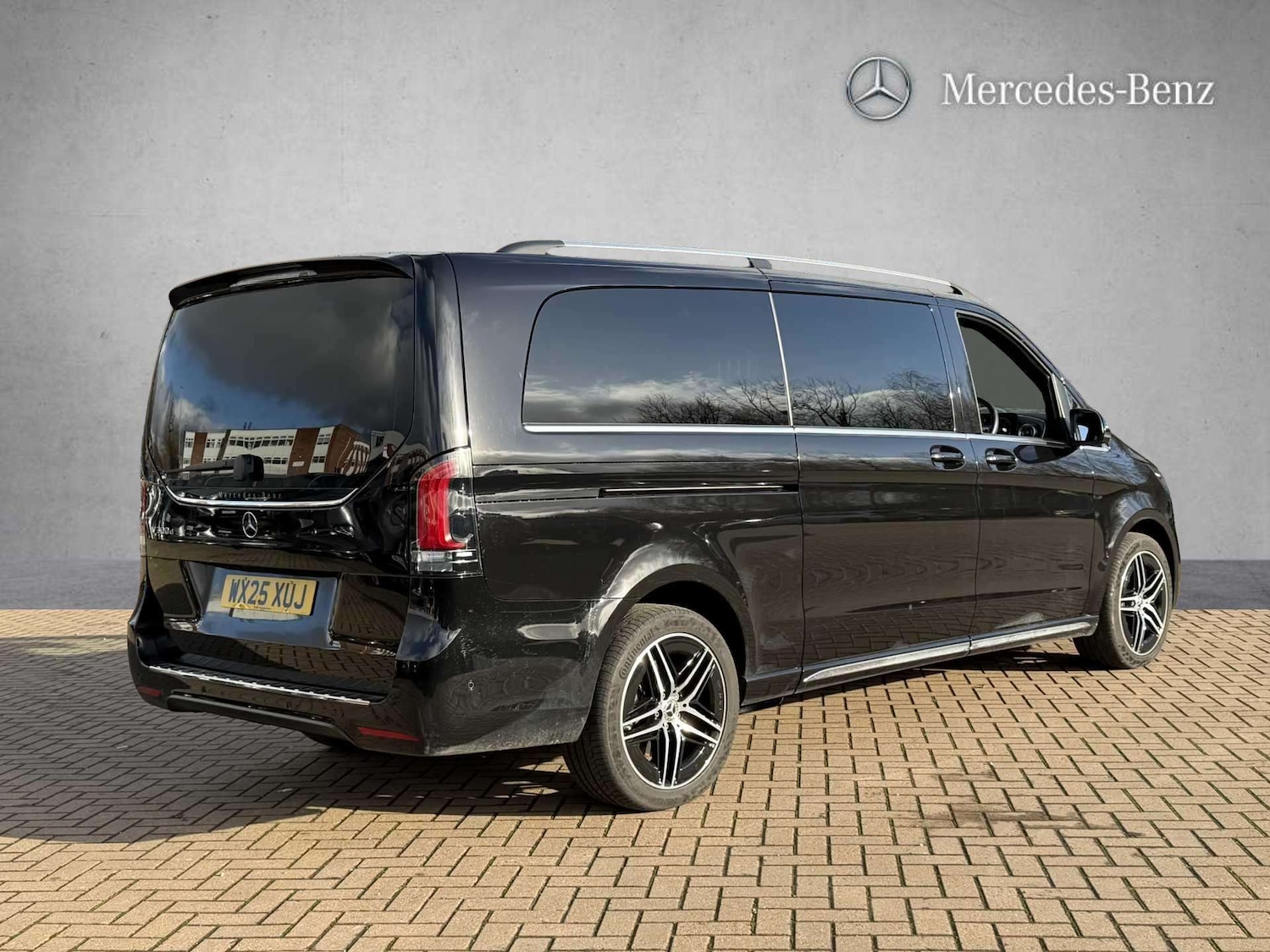 Used Mercedes-Benz V-Class 2025 for sale - 77589252: Photo 11