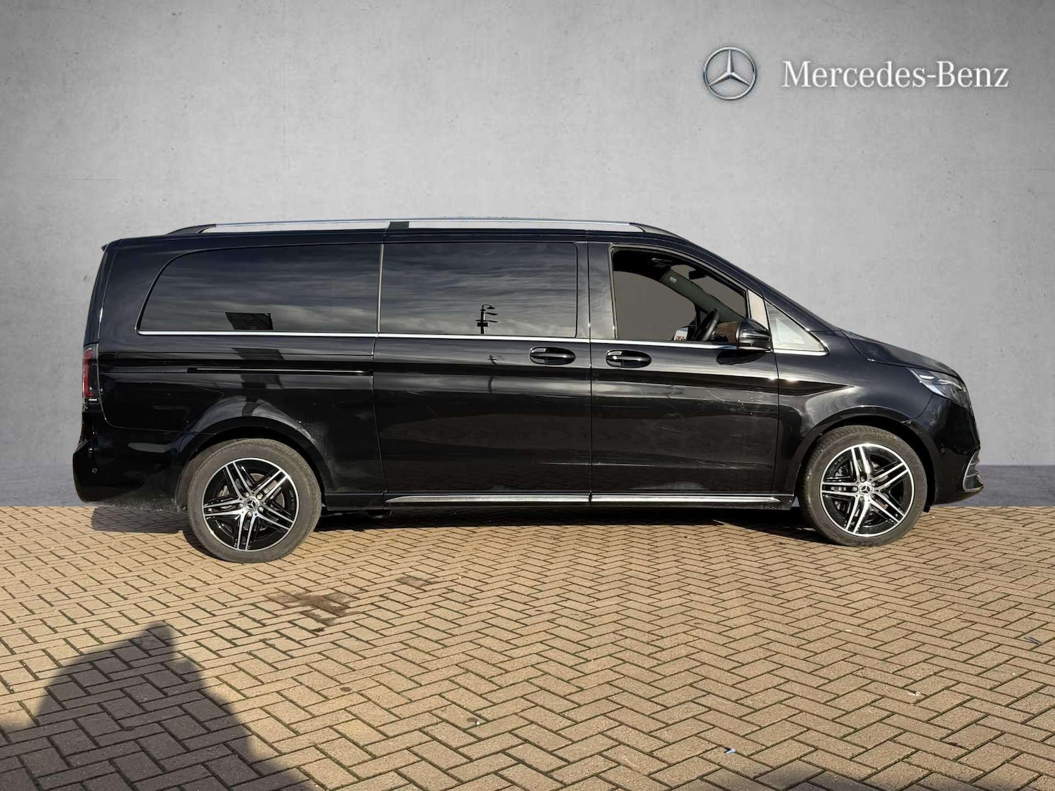 Used Mercedes-Benz V-Class 2025 for sale - 77589252: Photo 12