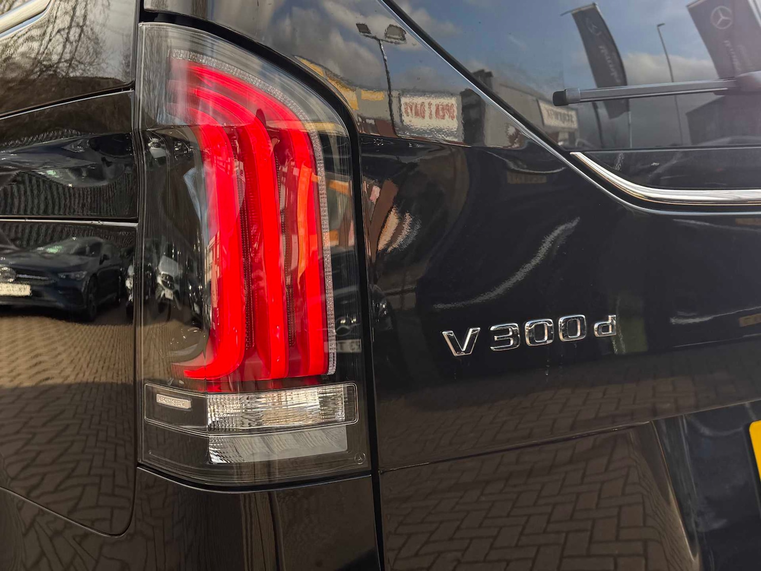 Used Mercedes-Benz V-Class 2025 for sale - 77589252: Photo 17