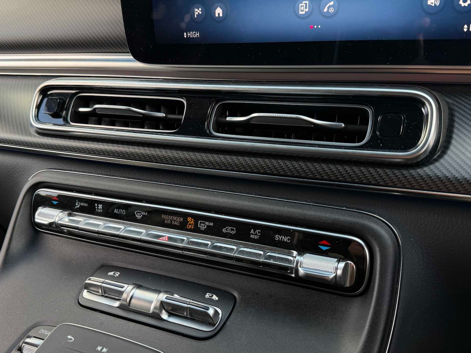 Used Mercedes-Benz V-Class 2025 for sale - 77589252: Photo 28