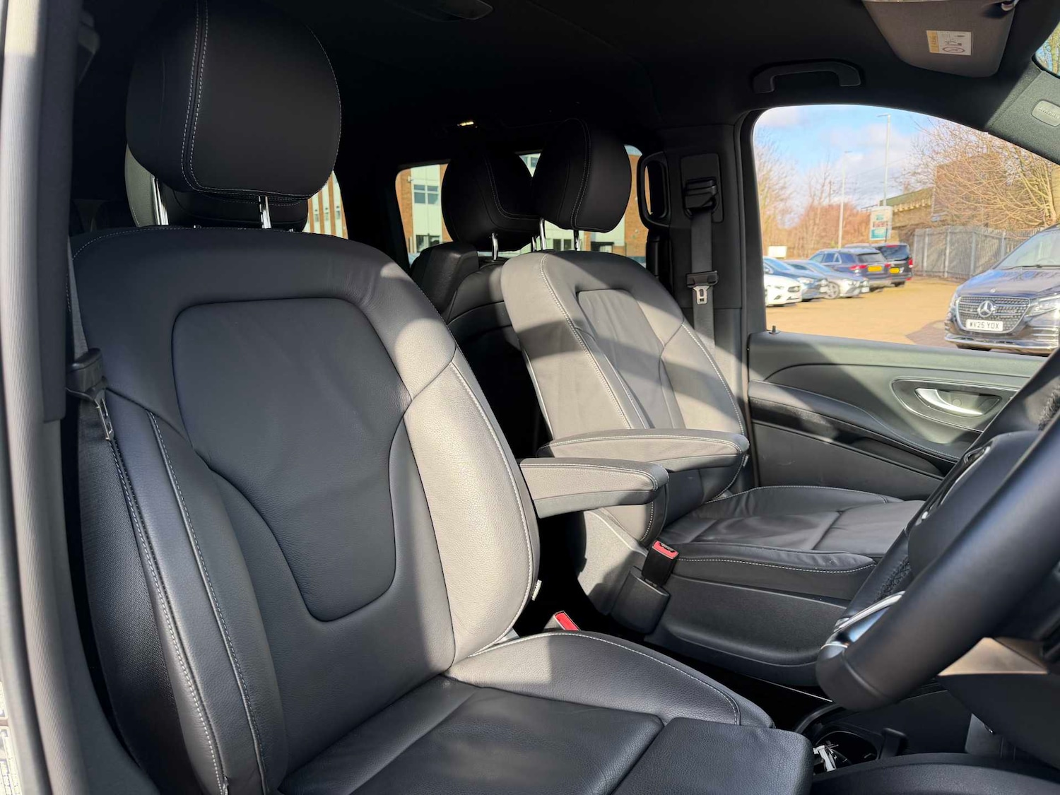 Used Mercedes-Benz V-Class 2025 for sale - 77589252: Photo 33