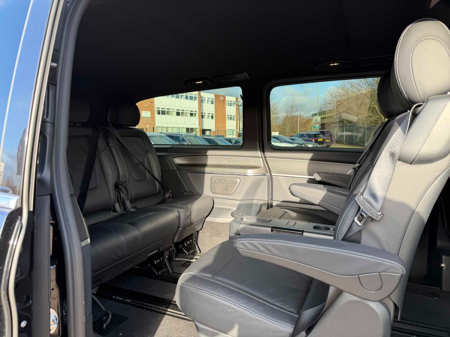 Used Mercedes-Benz V-Class 2025 for sale - 77589252: Photo 34