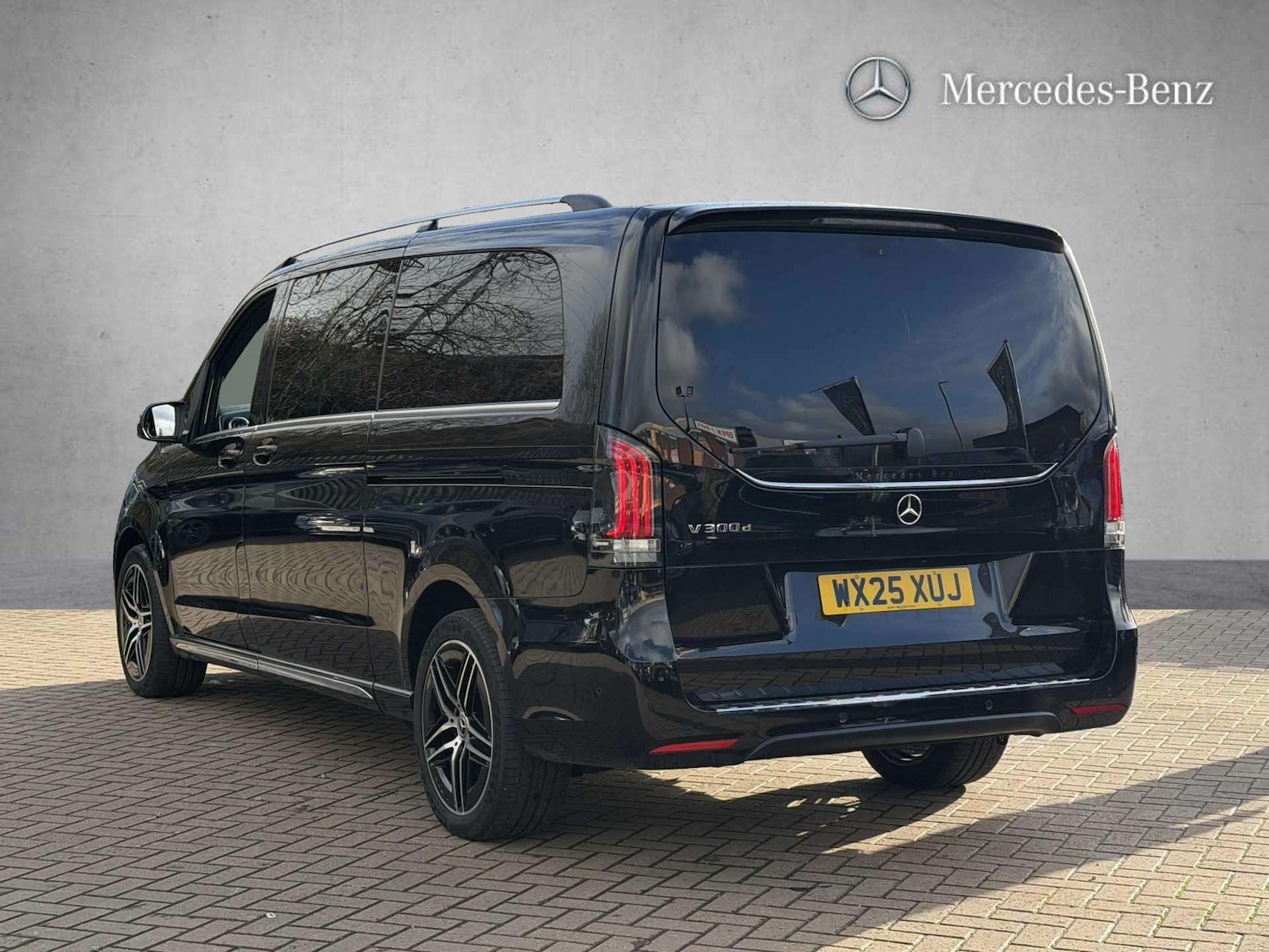 Used Mercedes-Benz V-Class 2025 for sale - 77589252: Photo 9