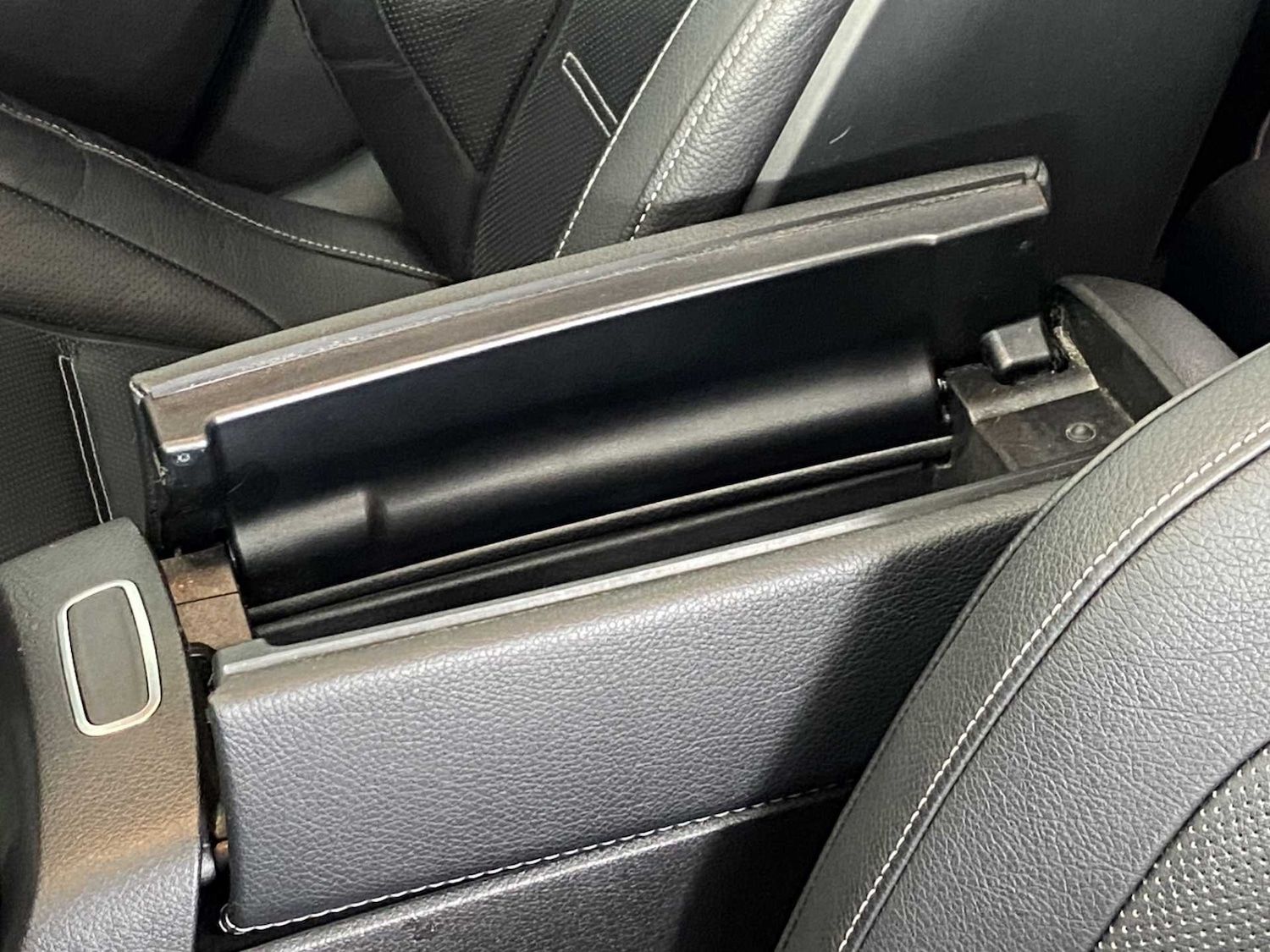 Used Mercedes-Benz GLA 2021 for sale - 76421149: Photo 22