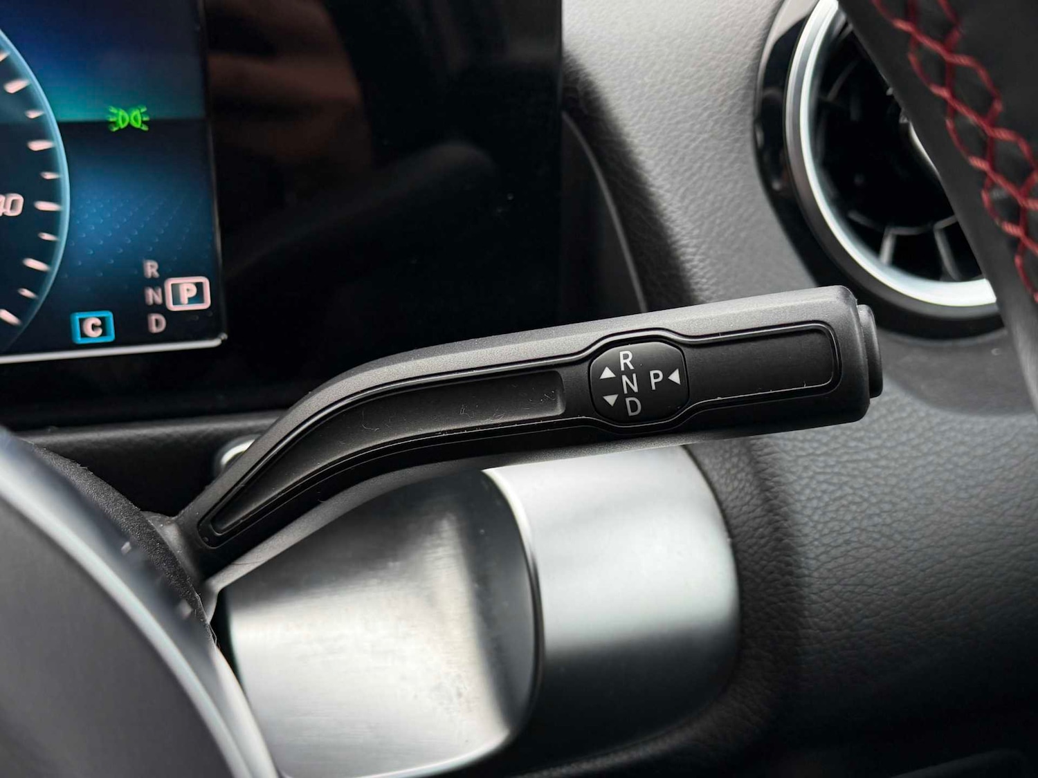 Used Mercedes-Benz GLB 2022 for sale - 77134757: Photo 32