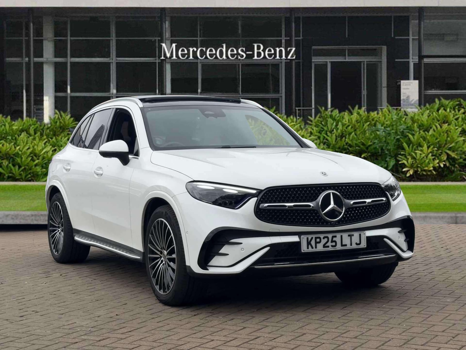 Used Mercedes-Benz GLC 2025 for sale - 76205163: Photo 5