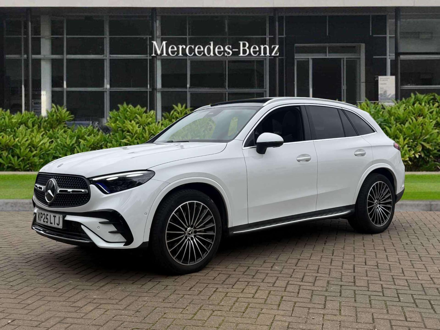 Used Mercedes-Benz GLC 2025 for sale - 76205163: Photo 7