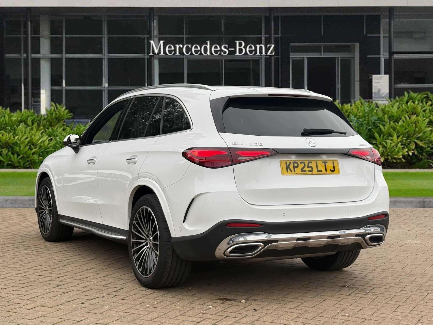 Used Mercedes-Benz GLC 2025 for sale - 76205163: Photo 9