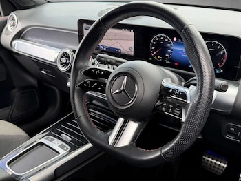 Used Mercedes-Benz GLB 2025 for sale - 77842393: Photo