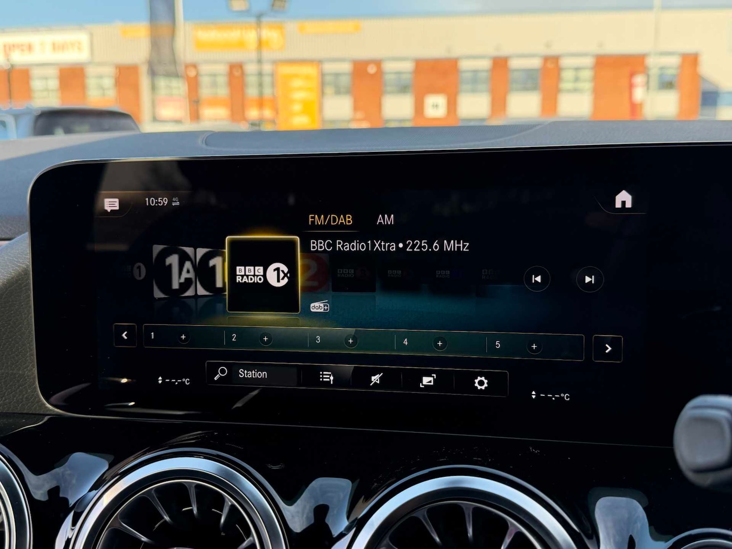 Used Mercedes-Benz GLA 2023 for sale - 76575991: Photo 25