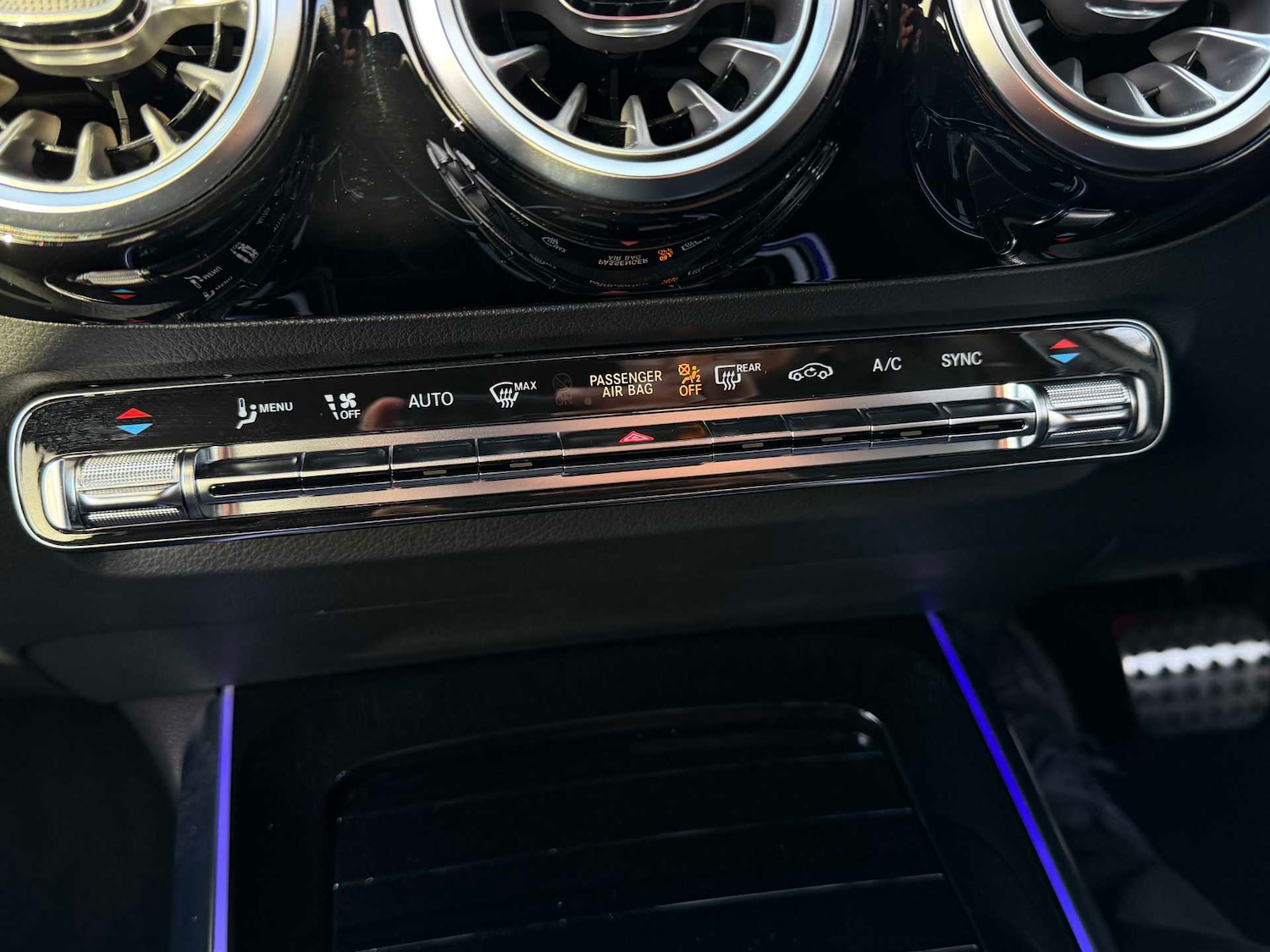 Used Mercedes-Benz GLA 2023 for sale - 76575991: Photo 30