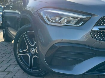 Used Mercedes-Benz GLA 2023 for sale - 76575991: Photo