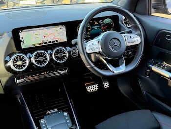 Used Mercedes-Benz GLA 2023 for sale - 76575991: Photo