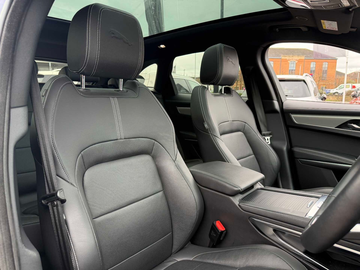 Used Jaguar F-Pace 2024 for sale - 77674826: Photo 32