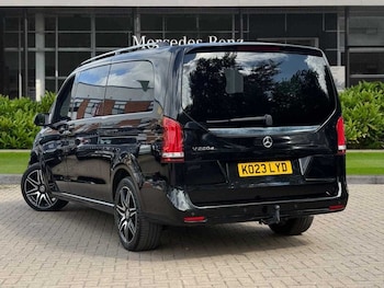 Used Mercedes-Benz V-Class 2023 for sale - 75260070: Photo