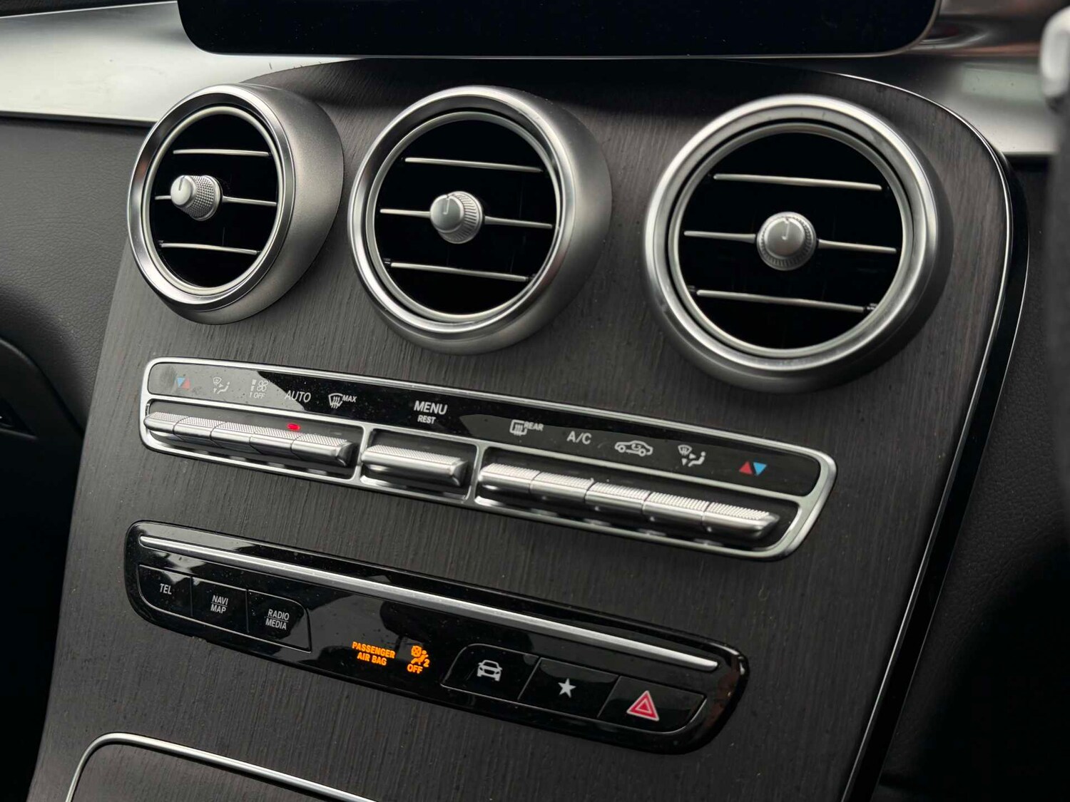 Used Mercedes-Benz GLC 2021 for sale - 77472577: Photo 30