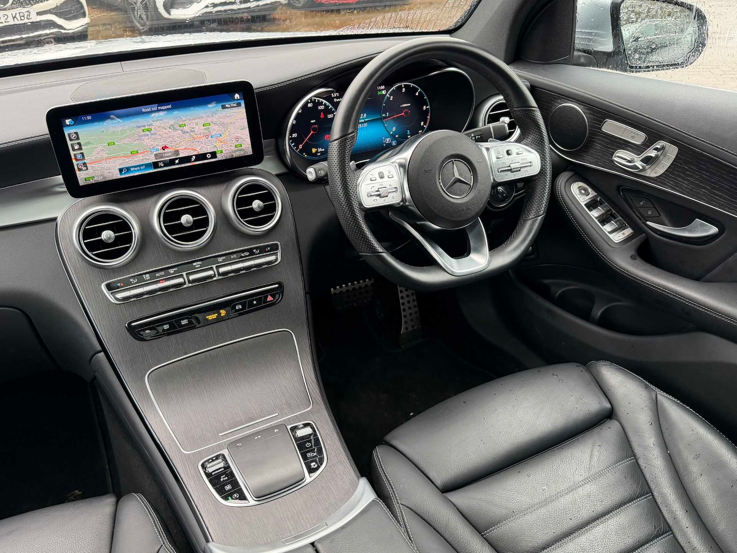 Used Mercedes-Benz GLC 2021 for sale - 77472577: Photo 4