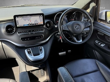 Used Mercedes-Benz V-Class 2023 for sale - 77995784: Photo