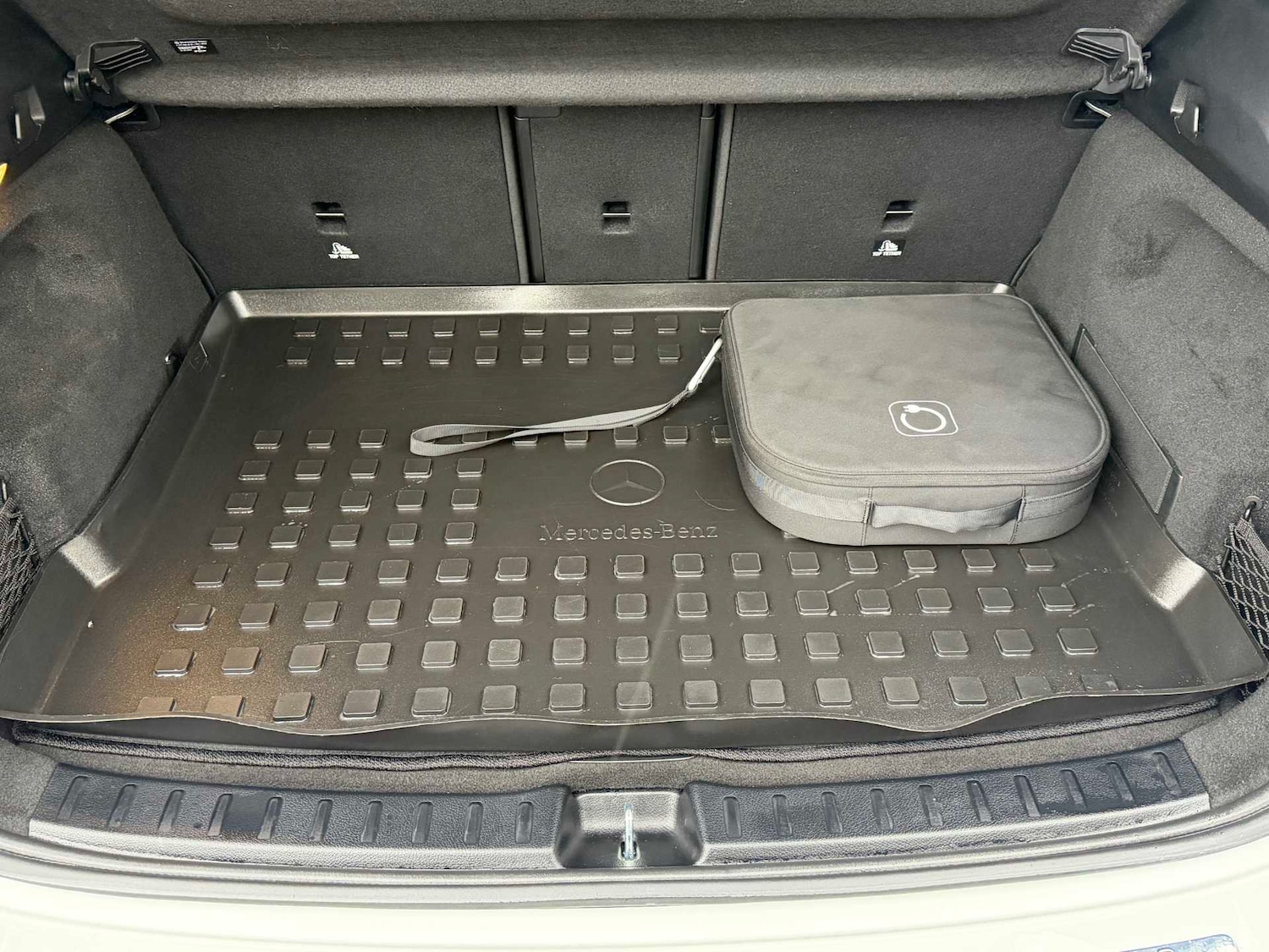 Used Mercedes-Benz EQA 2023 for sale - 76789422: Photo 11