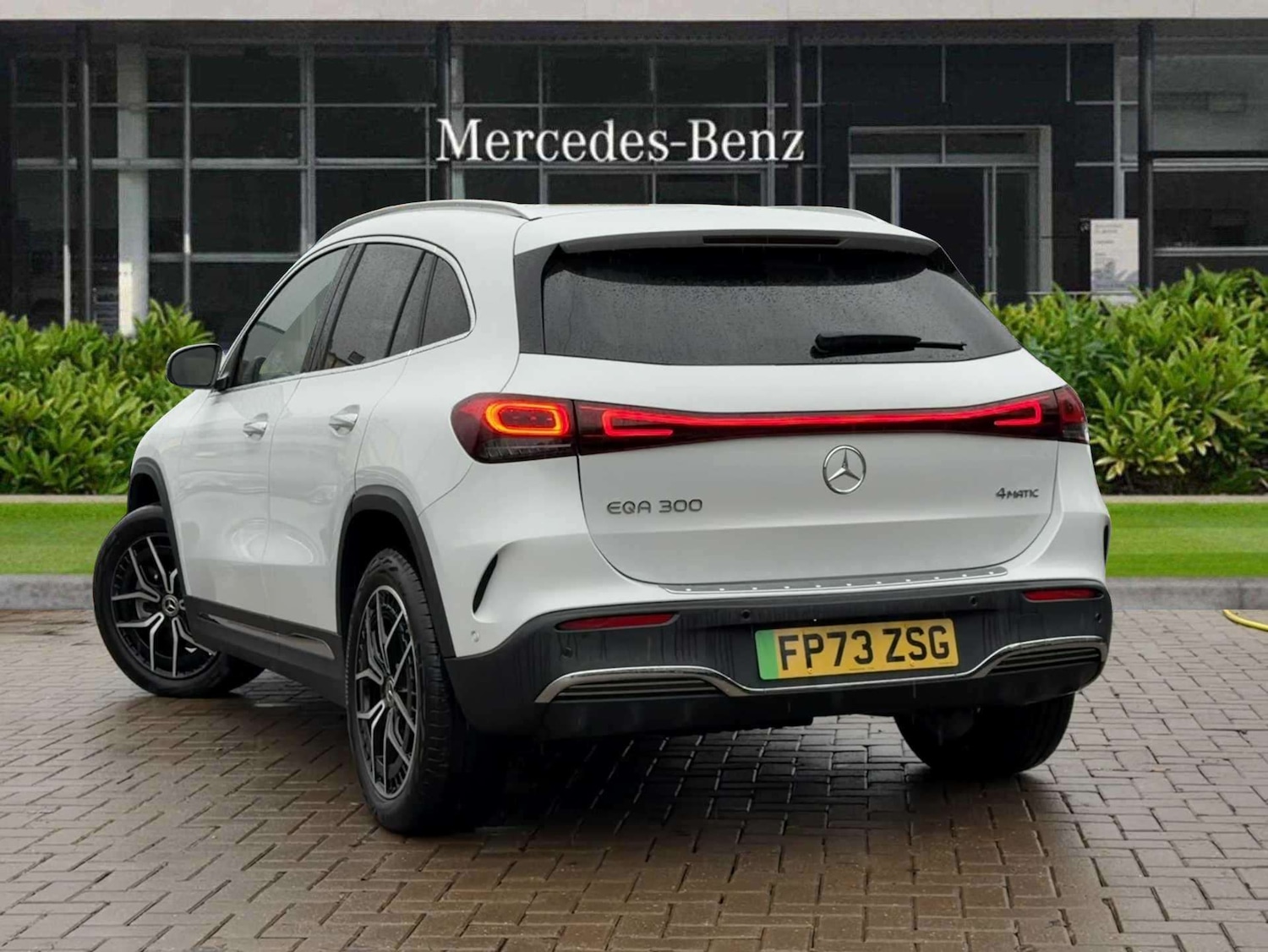 Used Mercedes-Benz EQA 2023 for sale - 76789422: Photo 2