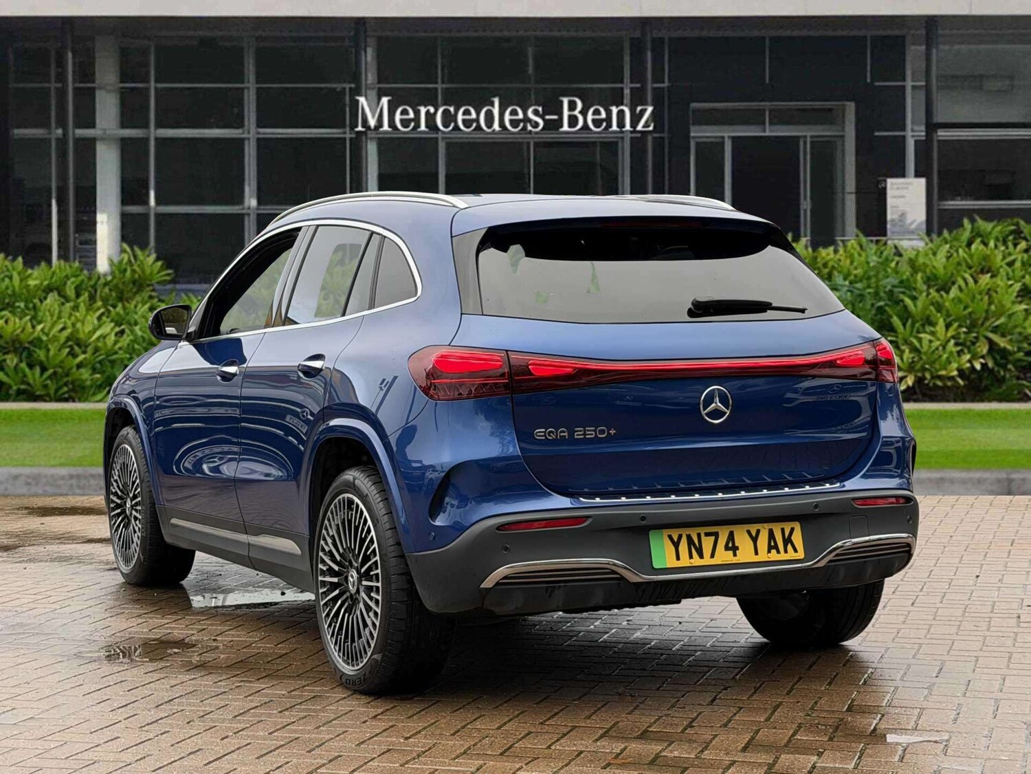 Used Mercedes-Benz EQA 2024 for sale - 76435821: Photo 9