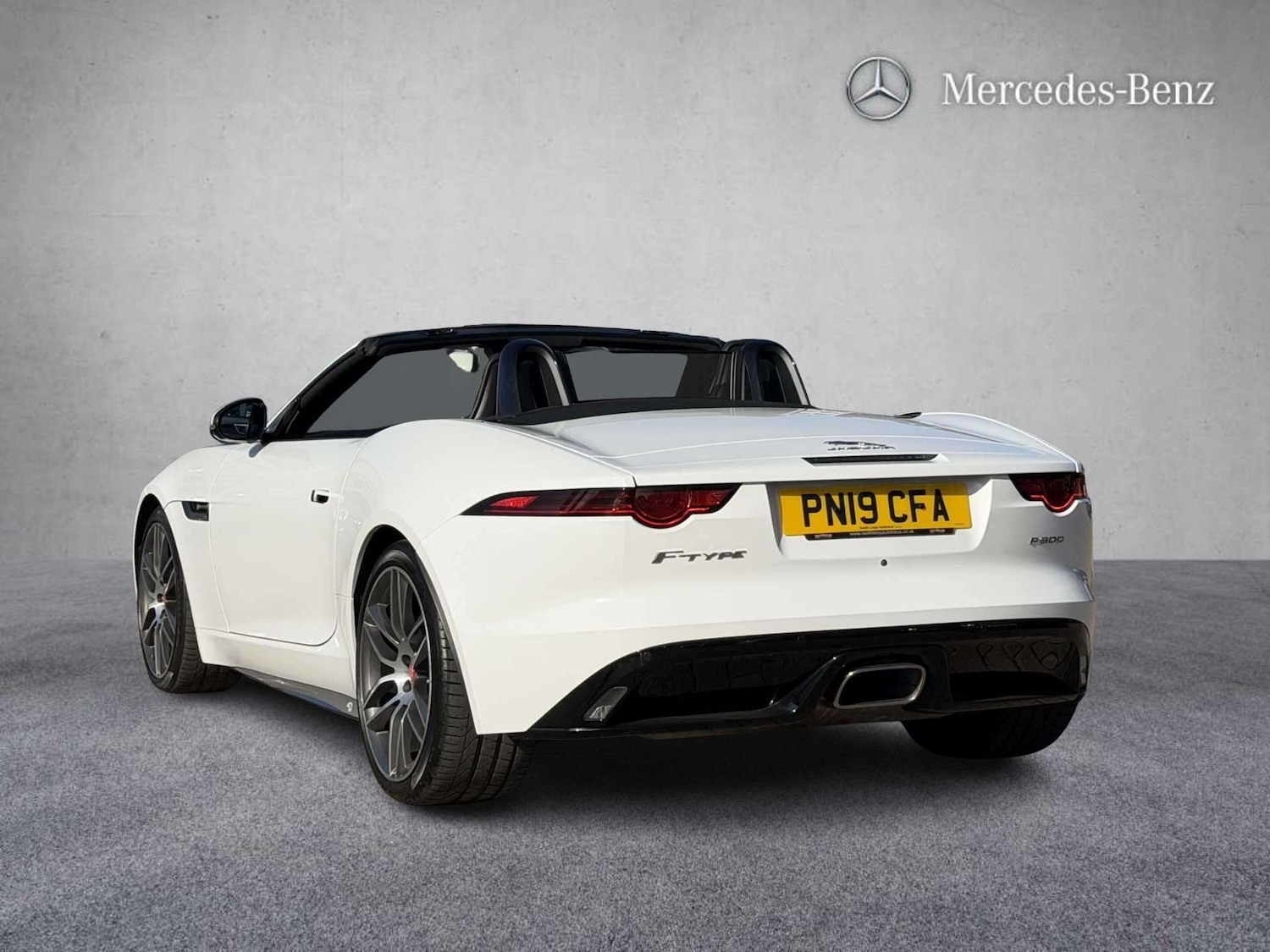 Used Jaguar F-Type 2019 for sale - 77741052: Photo 10