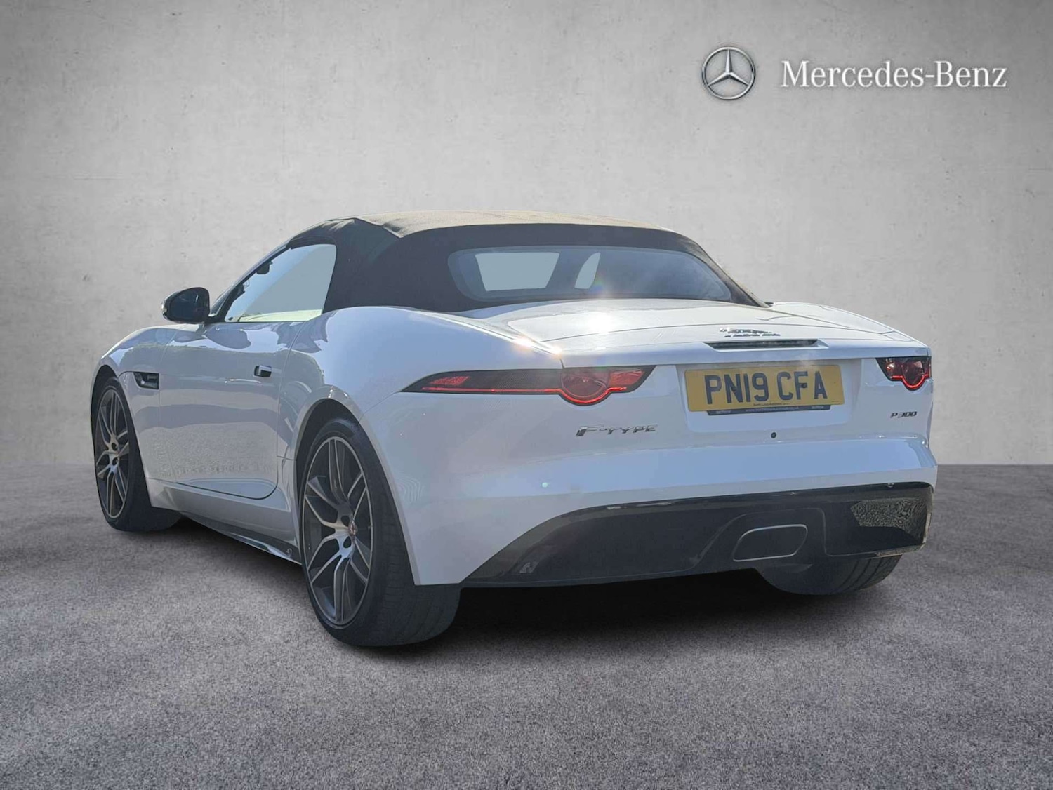 Used Jaguar F-Type 2019 for sale - 77741052: Photo 11